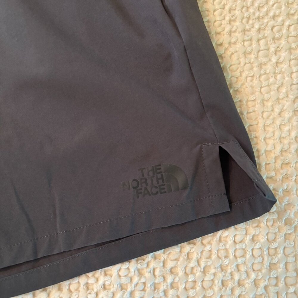 Northface Mens M Nylon Shorts